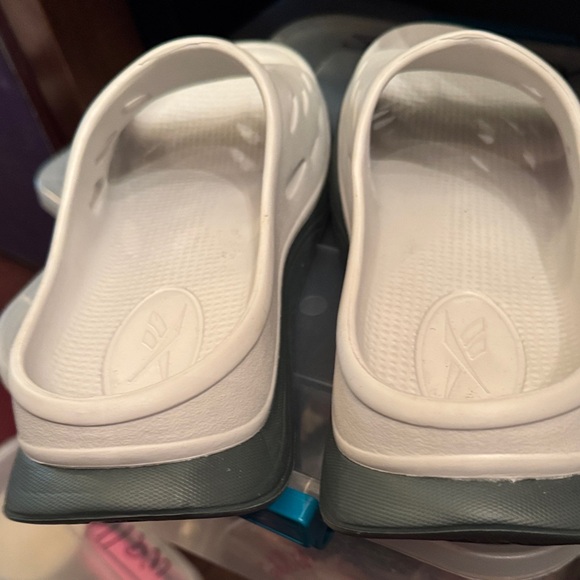 Reebok White Slide Sandals - Picture 3 of 8